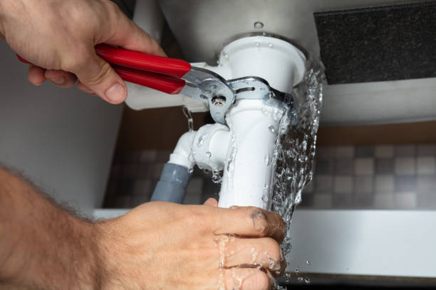 Best Water damage contractors near me  in Greenfield, CA